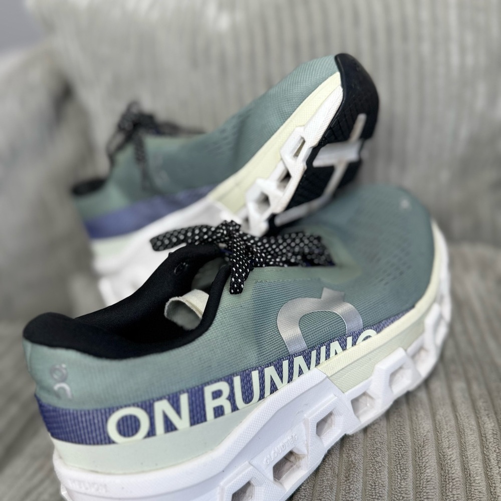 On Running Cloudmonster 2 Green Sneakers size 7 women’s
